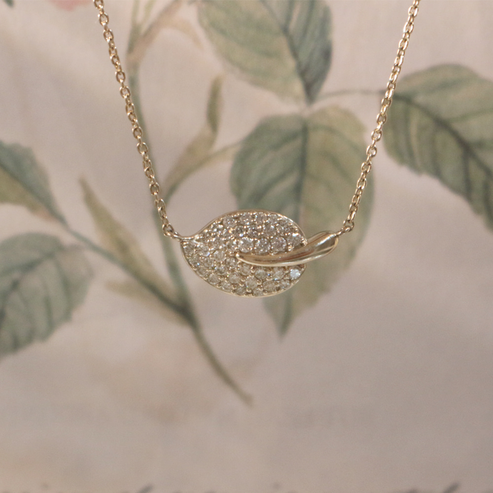 14K 귀여운 나뭇잎 다이아몬드 목걸이